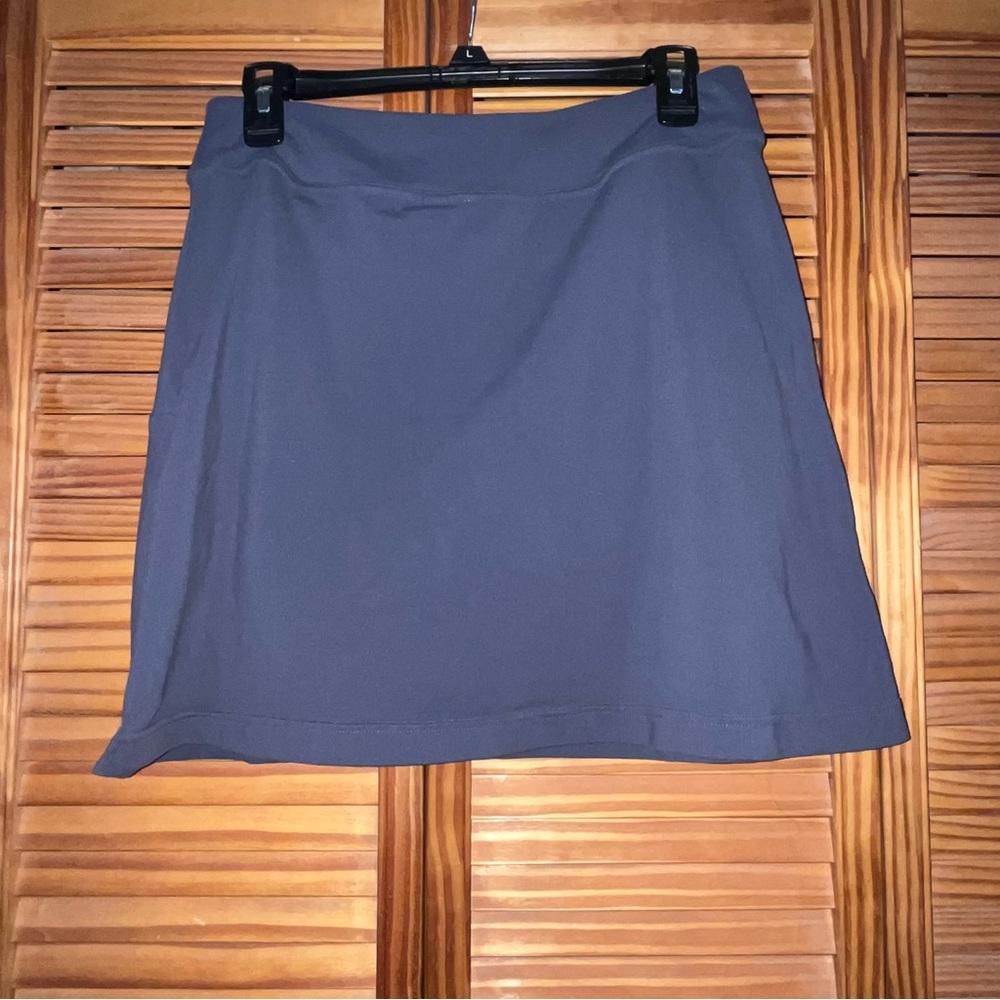 Athleta Pull On Sweet Spirt Gray Skort‎ Size Medium Style 819760